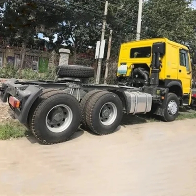 6X4 ruota F3000 camion trattore con 380 CV e 8,2 tonnellate di capacità di carico