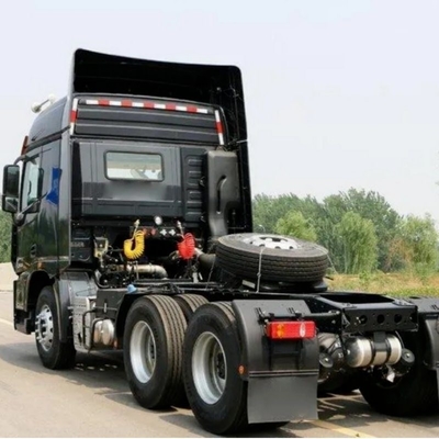 6X4 Tractor Truck Head Serie J6 Veicolo commerciale con certificazione pneumatica GCC