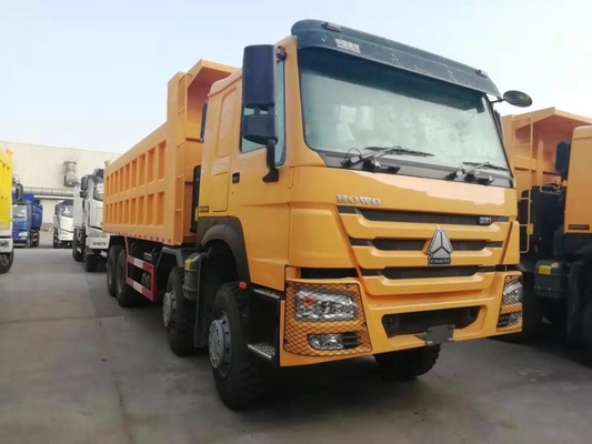 10 Pneumatici 6*4 HOWO 371HP 375HP Camione trattore per 5001-10000 kg di peso lordo del veicolo