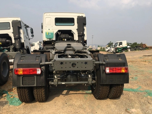 10 Pneumatici 6*4 HOWO 371HP 375HP Camione trattore per 5001-10000 kg di peso lordo del veicolo