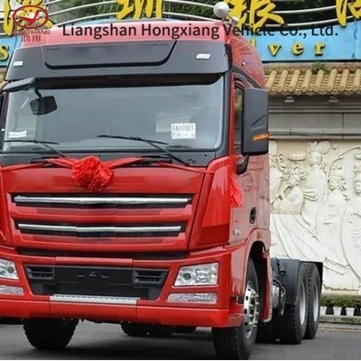 HOWO Sinotruk Trucks Head Used Tractor Truck con pneumatici e personalizzazione