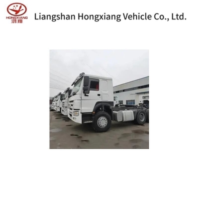 HOWO Sinotruk Trucks Head Used Tractor Truck con pneumatici e personalizzazione