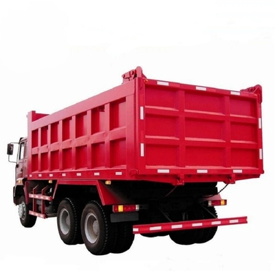 Semi-camion a rimorchio per ambienti difficili con 3 assi posteriori
