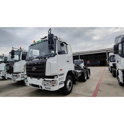 Sinotruk HOWO 6*4 e 8*4 371HP-375HP Camion-trattore con coppia massima Nm 500-1000nm