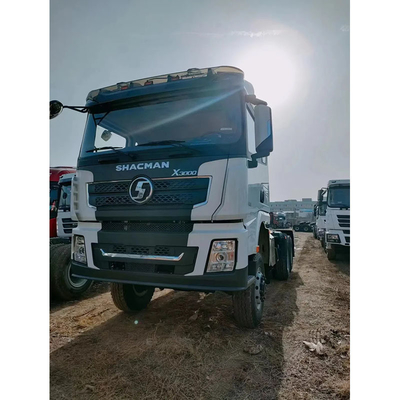 4X2 Tractor Truck Head Trailer Tractor Trucks con pneumatici personalizzati e omologati ECE