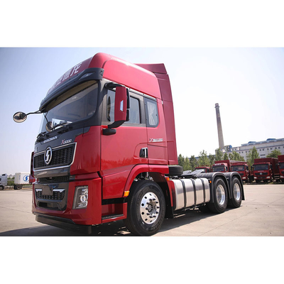4X2 Tractor Truck Head Trailer Tractor Trucks con pneumatici personalizzati e omologati ECE