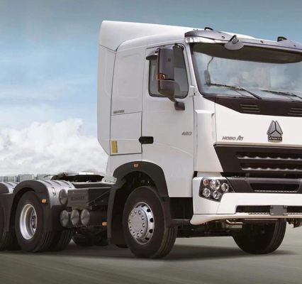450hp Sinotruk Heavy Duty HOWO 4X2 Tractor Head Prime Mover Truck con coppia massima