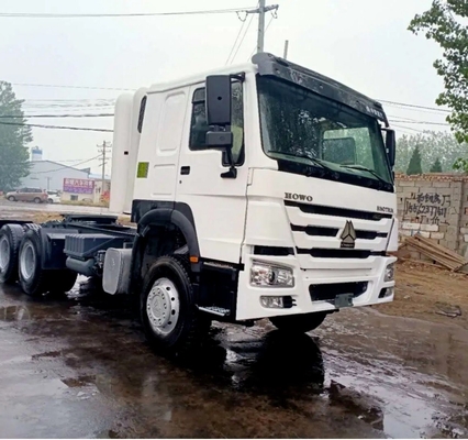 Camioni pesanti HOWO Sinotruk 6X4 Camione trattore per il trasporto a lunga distanza