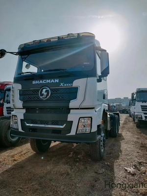 Guida manuale Finestra Sinotruk Modello di trattore camion con 371HP 6 * 4 10 ruote Buone condizioni