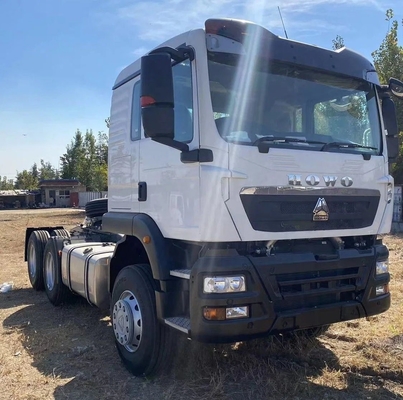 Sinotruk HOWO 4X2 Tractor Head Prime Mover Truck HOWO Trailer Truck per la personalizzazione