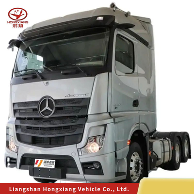 Versatile HOWO Trattile Sinotruk Trattile Testa Trattile 8,2 tonnellate con disegno tubeless