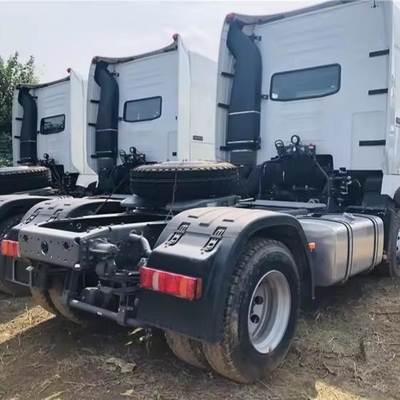 HOWO A7 T7 LNG CNG Traktor Truck Euro3 con personalizzazione del servizio post-vendita di 1 anno