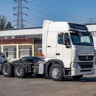 HOWO A7 T7 LNG CNG Traktor Truck Euro3 con personalizzazione del servizio post-vendita di 1 anno