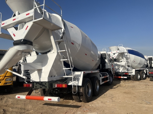6x4 modalità di guida auto caricamento camion miscelatore di calcestruzzo con pompa al massimo 12.00r22.5 pneumatici