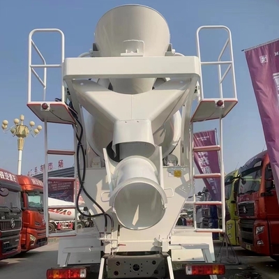Autoveicoli per la costruzione di macchinari pesanti