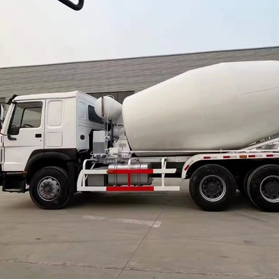 ODM Sinotruk HOWO 6X4 Heavy Duty 10 Ruote 8cbm 9cbm 10cbm 12cbm Mixer montato su camion