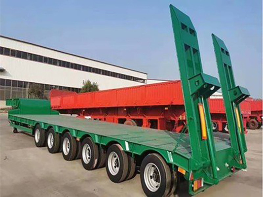 13500X3000X1550 mm 3 assi semirimorchio a letto basso 40ft per esigenze di trasporto personalizzate