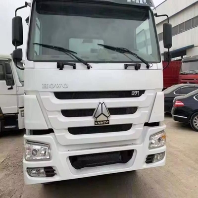 Sinotruk HOWO Dump truck a guida a destra con coppia massima Nm 500-1000nm in Tanzania