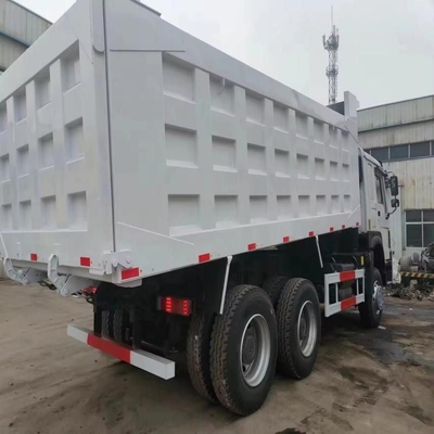 Sinotruk HOWO Dump truck a guida a destra con coppia massima Nm 500-1000nm in Tanzania