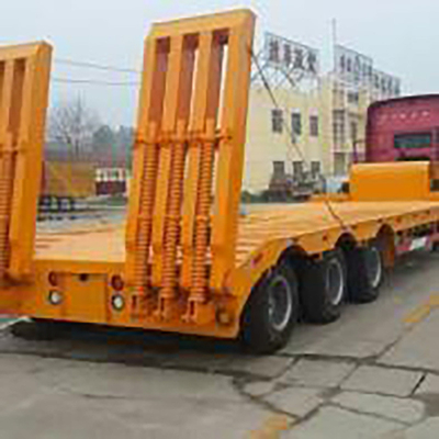 13 t asse 4 asse letto basso 120 tonnellate camion a letto basso semirimorchio per macchine da costruzione