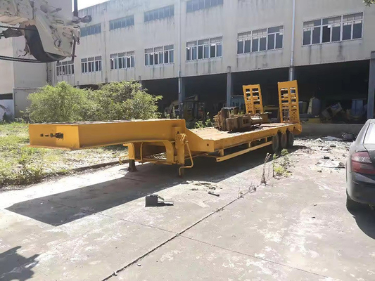 Leggio di atterraggio manuale 5 asse 80 tonnellate rimorchio a carico basso per trasportare escavatore gru