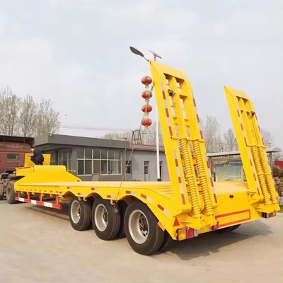 Semi-remolchi a tre assi diretti 40ft 60ft Container Chassis Semi-remolchi a letto piatto con pneumatici 12r22.5
