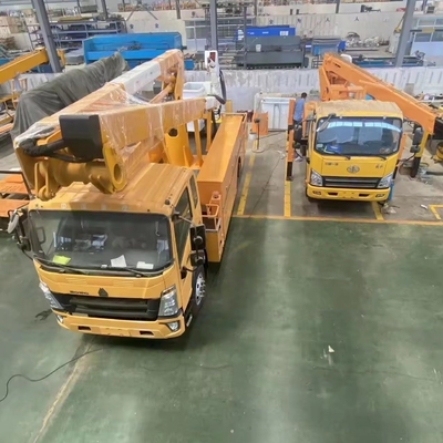 4x2 Truck a ruote motrici montato 25m Veicolo di lavoro aereo con piattaforma e freno di taglio